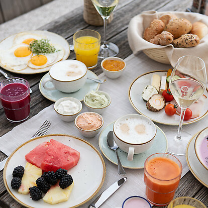 reichhaltiges Frühstücksbuffet